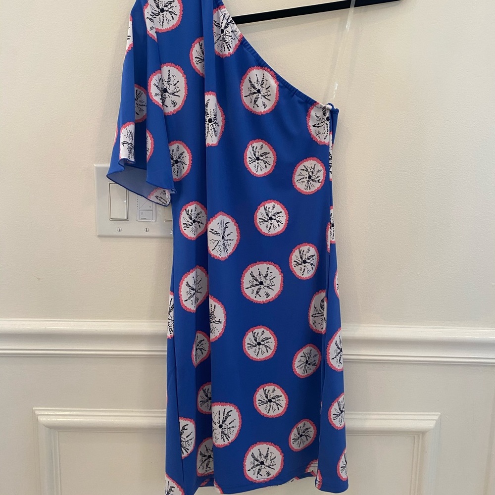 One shoulder/off the shoulder Tracy Negoshian dress